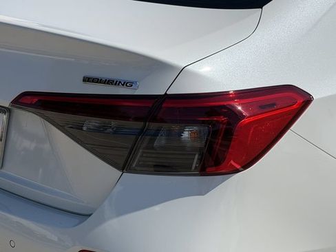 Used 2024 Honda Civic Touring image 7