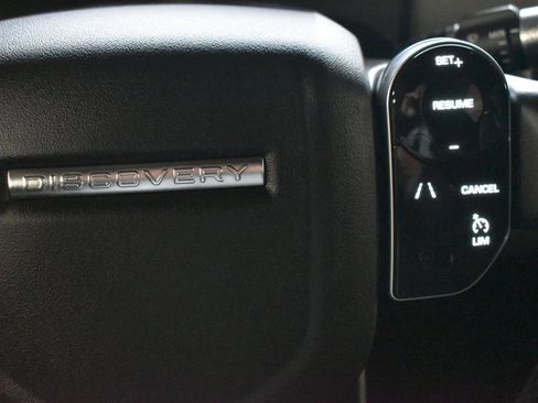 Used 2020 Land Rover Discovery Sport S image 24