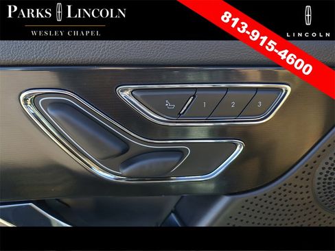 Certified 2023 Lincoln Corsair Reserve image 18