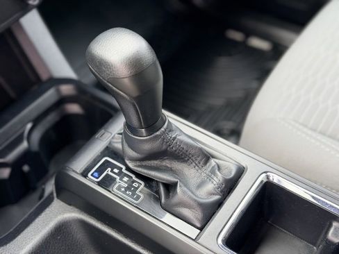 Used 2019 Toyota Tacoma SR5 image 14