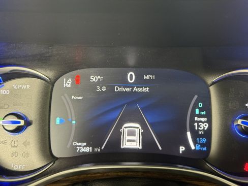 Used 2023 Chrysler Pacifica Limited image 19