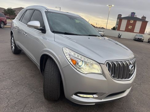 Used 2014 Buick Enclave Leather image 4