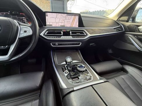 Used 2019 BMW X7 xDrive50i w/ Premium Package image 17