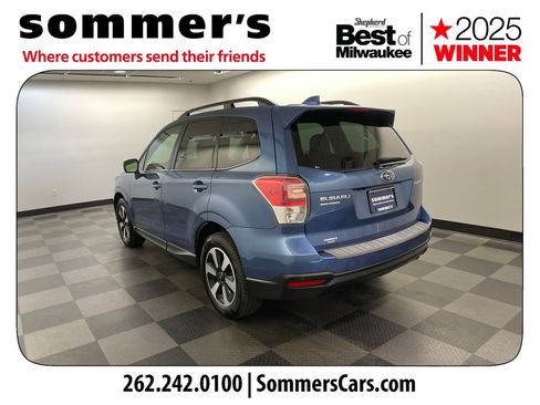 Used 2018 Subaru Forester 2.5i Limited AWD/4WD image 3