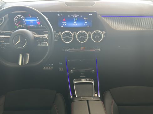 Used 2025 Mercedes-Benz GLA 250 image 19