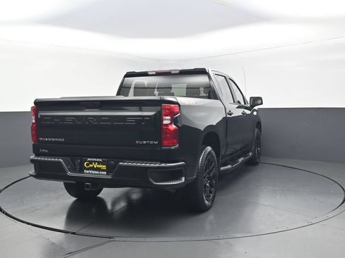 Used 2022 Chevrolet Silverado 1500 Custom AWD/4WD image 7
