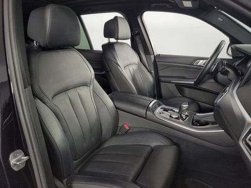 Used 2019 BMW X5 xDrive40i w/ Luxury Seating Package image 15