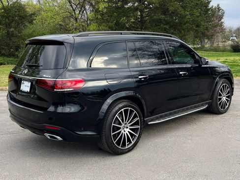 Used 2023 Mercedes-Benz GLS 450 4MATIC w/ AMG Line Exterior image 3