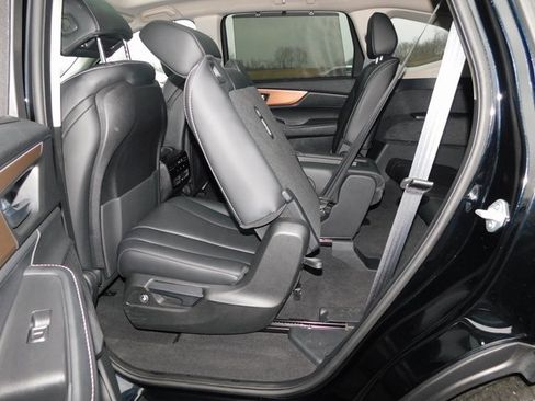 Used 2022 Acura MDX Technology image 36