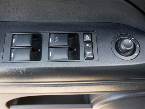 Used 2015 Jeep Patriot Latitude image 18