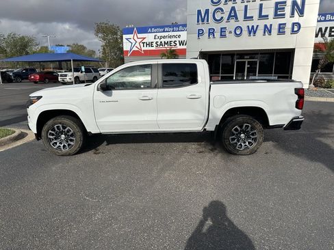 Used 2024 Chevrolet Colorado LT w/ LT Convenience Package III image 3