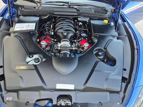 Used 2017 Maserati GranTurismo Sport RWD image 86