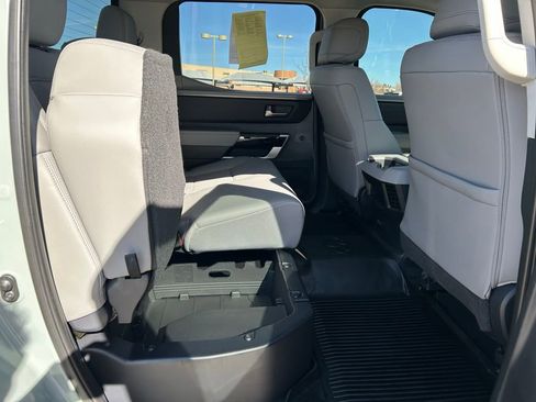 Used 2024 Toyota Tundra Limited image 27