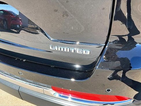 Used 2023 Jeep Grand Cherokee Limited w/ Trailer Tow Prep Group (B) image 33