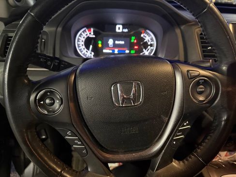 Used 2019 Honda Ridgeline RTL image 12