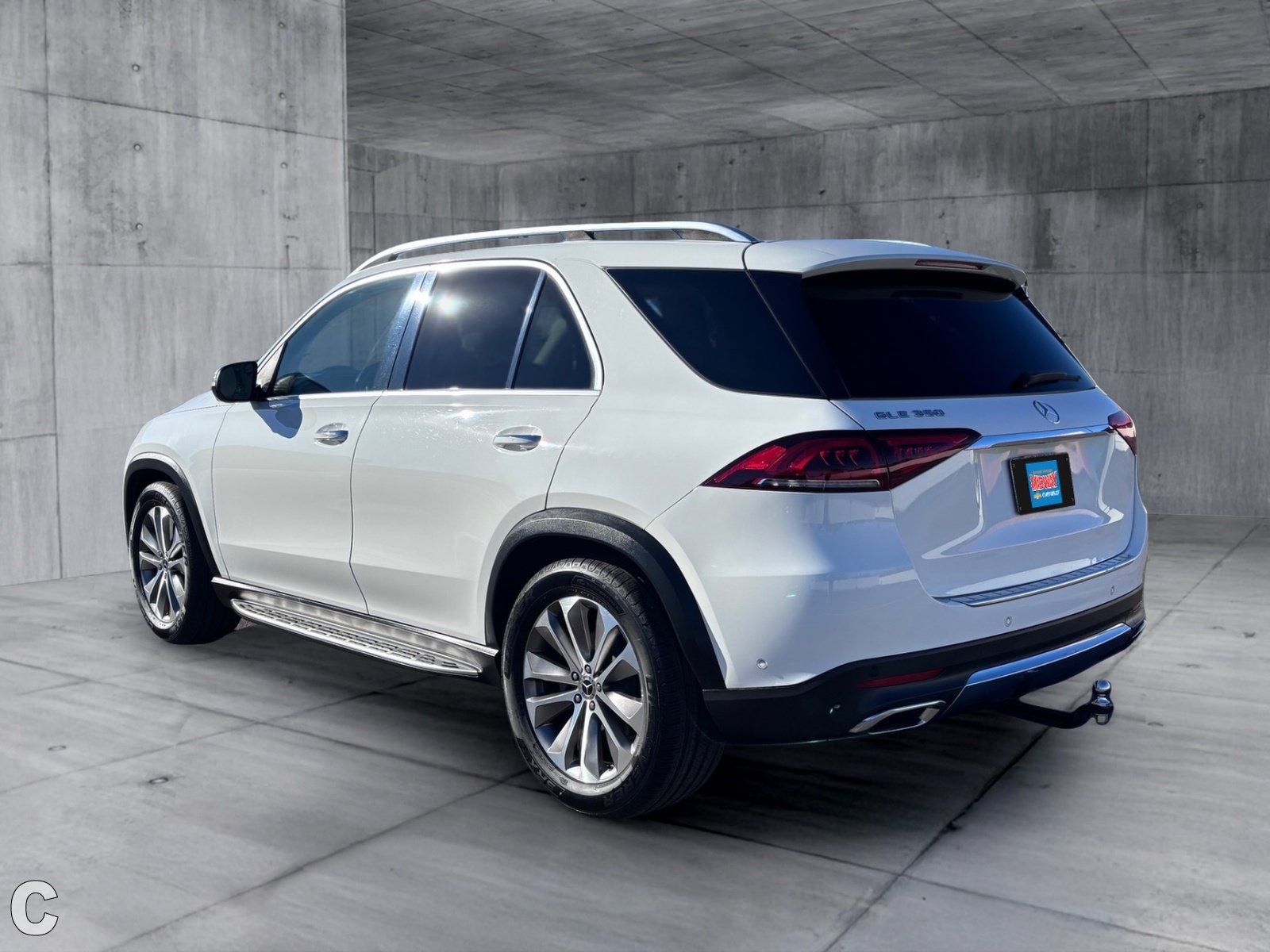 Used 2020 Mercedes-Benz GLE 350 image 4