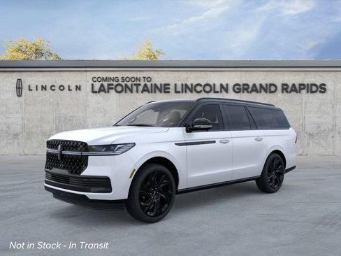 New 2026 Lincoln Navigator L Black Label AWD/4WD image 1