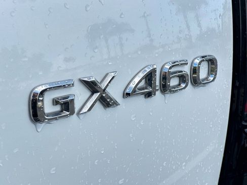 Used 2021 Lexus GX 460 Premium w/ Premium Package image 23