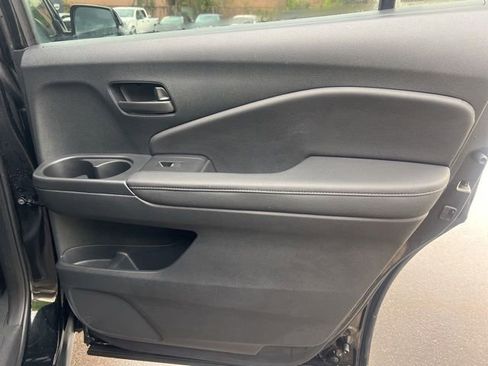 Used 2023 Honda Passport EX-L image 11