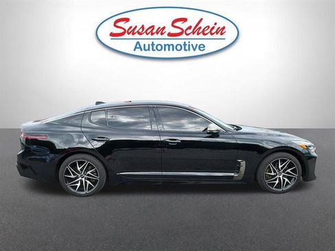 Used 2022 Kia Stinger GT-Line RWD image 22
