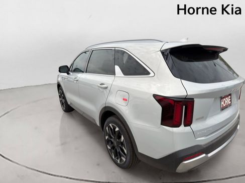New 2026 Kia Sorento EX w/ EX Premium Package FWD image 5