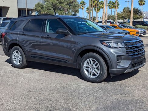 New 2026 Ford Explorer Active AWD/4WD image 1