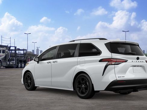 New 2026 Toyota Sienna XLE Woodland Edition image 8