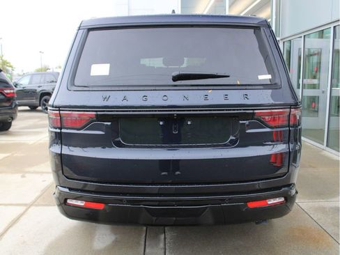 New 2025 Jeep Wagoneer Series II w/ Premium Group I image 8
