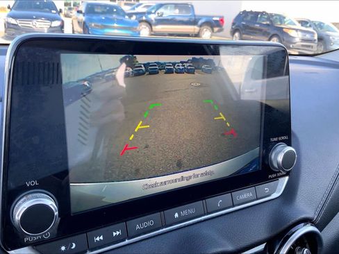 Used 2021 Nissan Sentra SV image 27