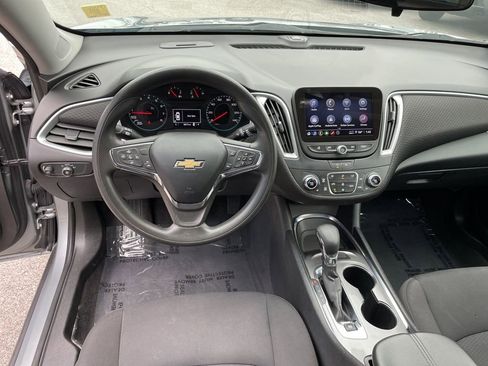 Used 2023 Chevrolet Malibu LT image 24