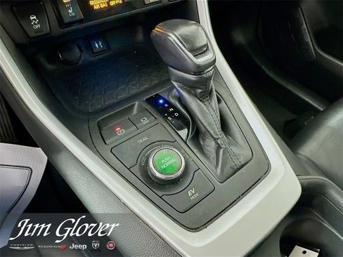 Used 2019 Toyota RAV4 XSE image 36