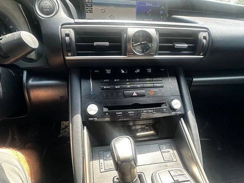 Used 2017 Lexus IS 350 F Sport w/ F Sport Package RWD image 13