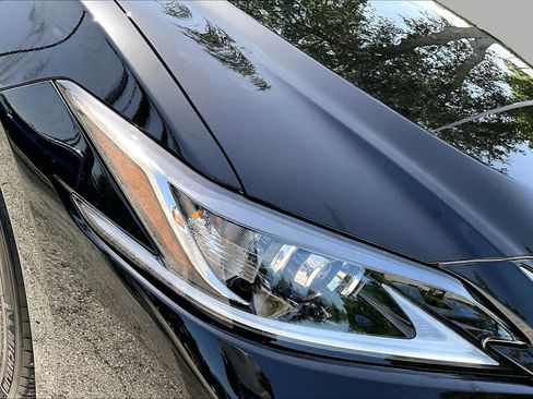 Used 2024 Lexus ES 350 w/ Technology Package FWD image 28