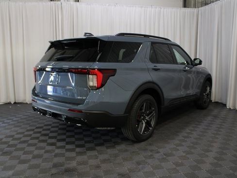 New 2026 Ford Explorer ST-Line w/ ST-Line Street Pack image 24