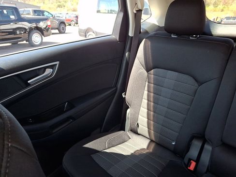 Certified 2019 Ford Edge SEL AWD/4WD image 18