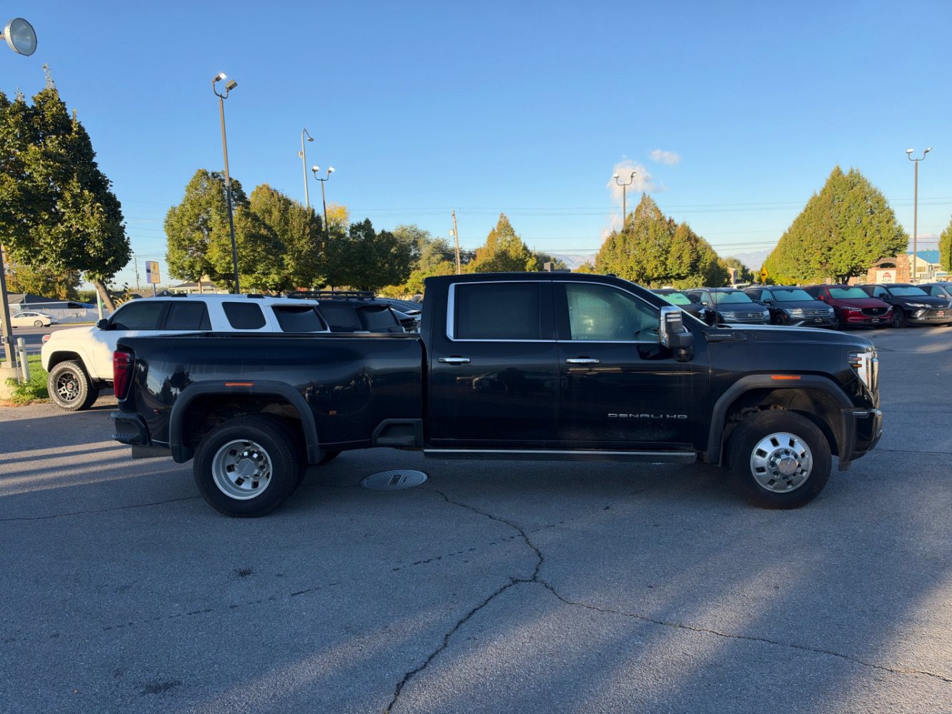 Used 2024 GMC Sierra 3500 Denali Ultimate AWD/4WD image 6