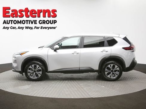 Used 2023 Nissan Rogue SV image 58