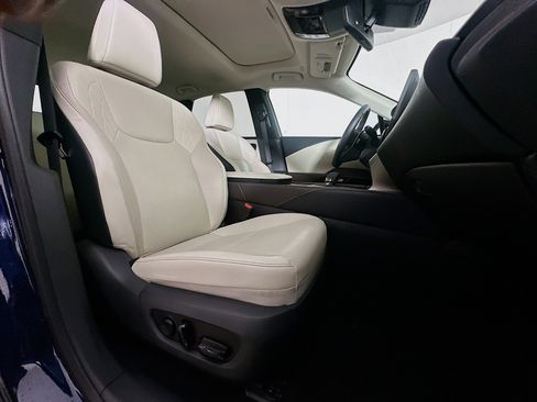 Used 2024 Lexus RX 350 Premium w/ Accessory Package (K3) FWD image 32