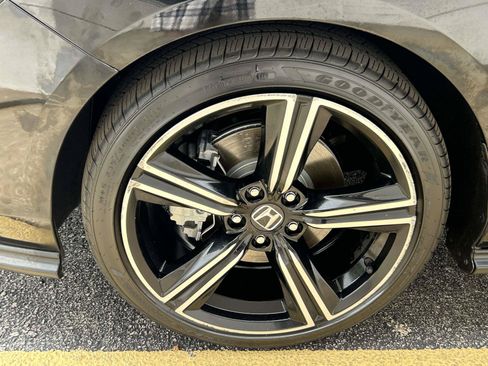 Certified 2023 Honda Accord Sport image 5