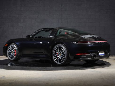 Used 2022 Porsche 911 Targa 4S AWD/4WD image 13