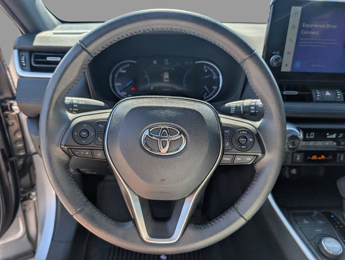 Used 2023 Toyota RAV4 XSE AWD/4WD image 29