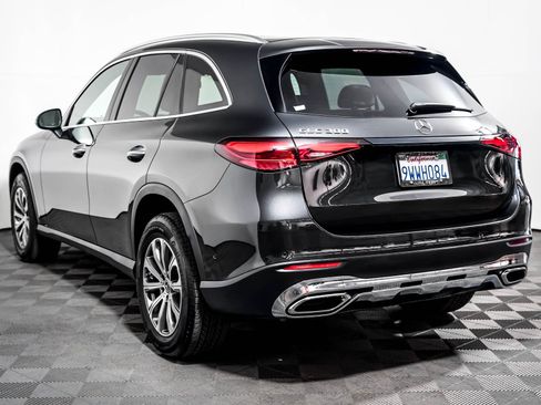 Certified 2026 Mercedes-Benz GLC 300 image 2