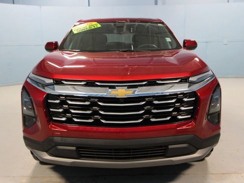 Used 2026 Chevrolet Equinox LT FWD image 23
