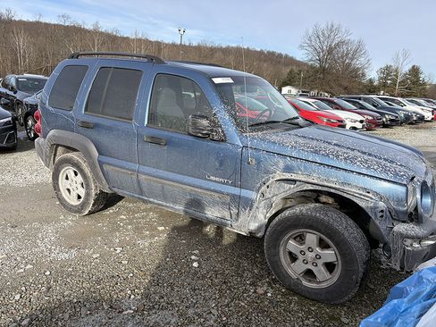 Used 2004 Jeep Liberty Sport w/ PWR Convenience Group image 1