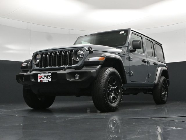 Used 2024 Jeep Wrangler Unlimited Sport AWD/4WD image 57
