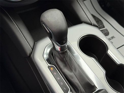 Used 2024 Chevrolet Blazer LT w/ Driver Confidence Package image 21