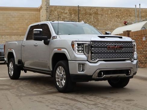 Used 2023 GMC Sierra 2500 Denali w/ Denali Ultimate Package AWD/4WD image 2