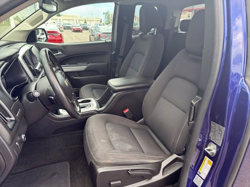 Used 2017 Chevrolet Colorado LT RWD image 10