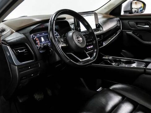 Used 2022 Nissan Rogue SL w/ SL Premium Package FWD image 3