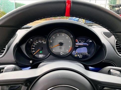 Certified 2021 Porsche 718 Cayman GT4 RWD image 24